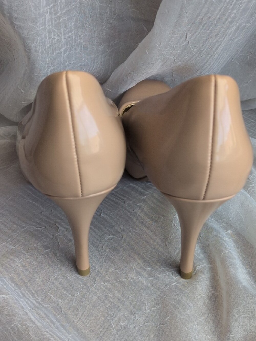 Mossimo Supply Co. Women's Patent Nude/Taupe Round-Toe Heels - Picture 4 of 8